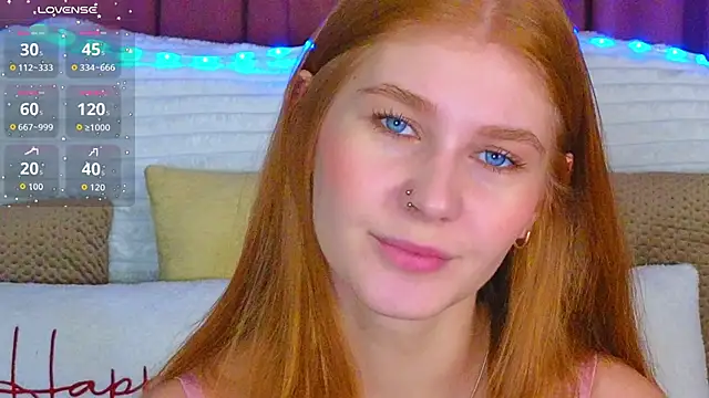 JuliaPowers  online show from October 11, 2025, 4:13 am