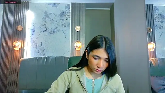 Aurora jones11 online show from October 4, 2025, 3:30 am