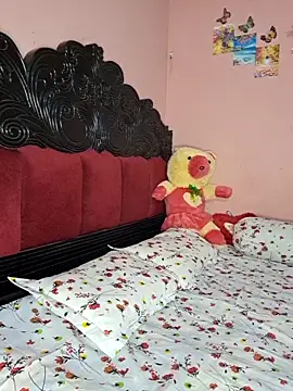 Snapshot of ariya-03 chatting on November 25, 2025, 7:14 pm ariya-03 online show from November 25, 2025, 7:14 pm