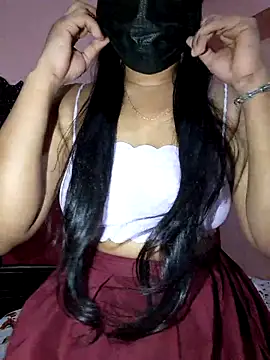 Snapshot of ariya-03 chatting on November 5, 2025, 6:33 pm ariya-03 online show from November 5, 2025, 6:33 pm