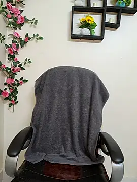 Snapshot of ariya-03 chatting on November 8, 2025, 9:02 am ariya-03 online show from November 8, 2025, 9:02 am