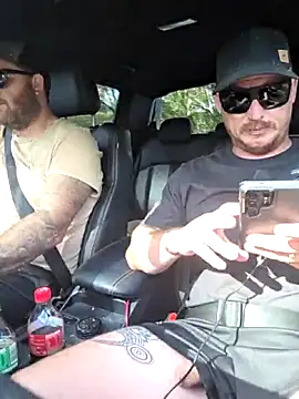 brokecountrylads online show from April 20, 2026, 3:09 am