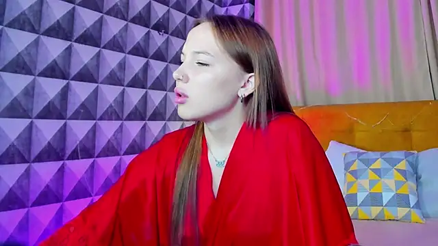 Snapshot of Maria_Solis chatting on October 7, 2025, 11:50 pm Maria Solis online show from October 7, 2025, 11:50 pm