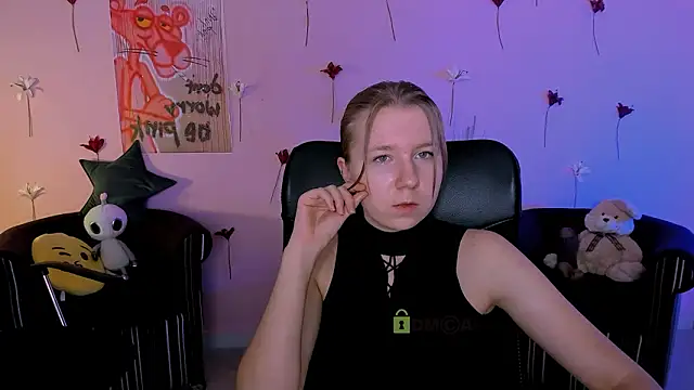 Snapshot of gloria_bubble chatting on February 14, 2026, 11:38 pm gloria bubble online show from February 14, 2026, 11:38 pm