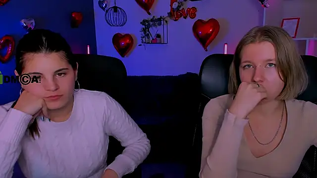 Snapshot of gloria_bubble chatting on February 12, 2026, 8:41 pm gloria bubble online show from February 12, 2026, 8:41 pm