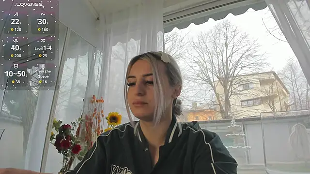 Ella Vee online show from March 20, 2026, 6:14 am