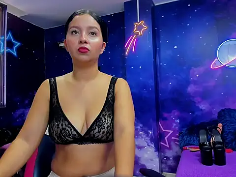 Thalia Cortea online show from October 10, 2025, 2:51 pm