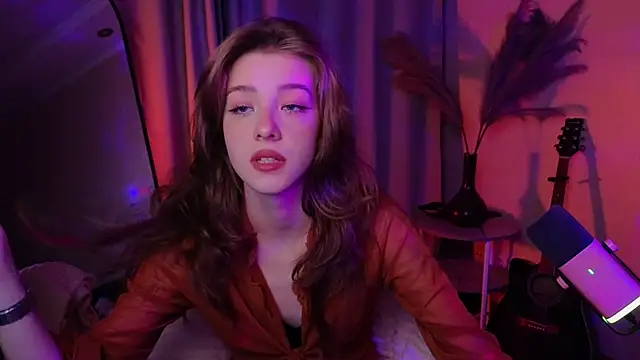 AstraMist online show from September 23, 2025, 3:19 pm