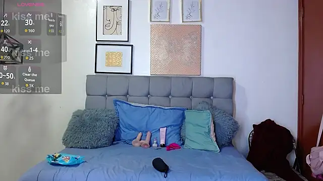  naomi s online show from April 11, 2026, 1:26 pm