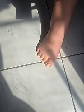 Snapshot of Nicoleefaith_ chatting on April 1, 2026, 1:52 pm Nicoleefaith online show from April 1, 2026, 1:52 pm