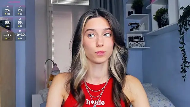 AntonettaTarring online show from September 29, 2025, 7:37 am