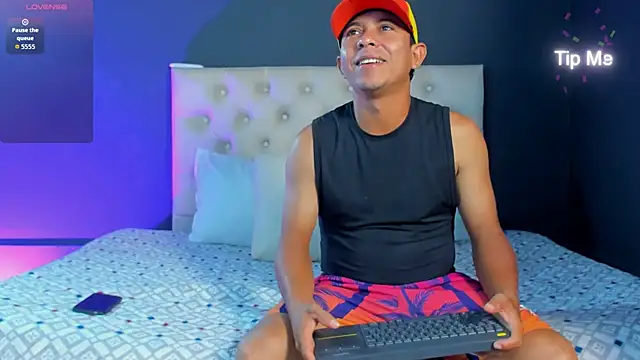 charlotte dante212 online show from September 8, 2025, 7:46 pm