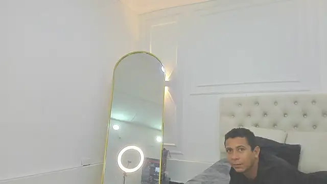 Snapshot of charlotte_dante212 chatting on April 3, 2026, 5:03 am charlotte dante212 online show from April 3, 2026, 5:03 am