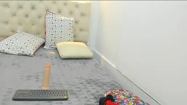 Snapshot of charlotte_dante212 chatting on January 16, 2026, 1:53 am charlotte dante212 online show from January 16, 2026, 1:53 am