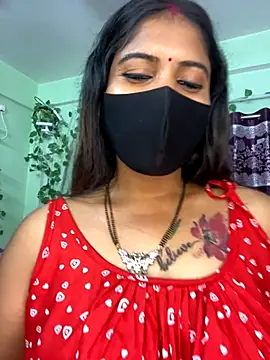 Snapshot of V-Hot-Sweti chatting on September 16, 2025, 3:24 pm V-Hot-Sweti online show from September 16, 2025, 3:24 pm