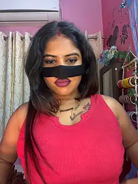 V-Hot-Sweti online show from November 18, 2025, 5:38 pm