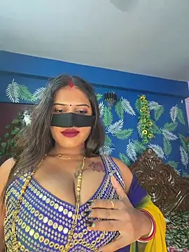 V-Hot-Sweti online show from July 26, 2026, 7:37 am