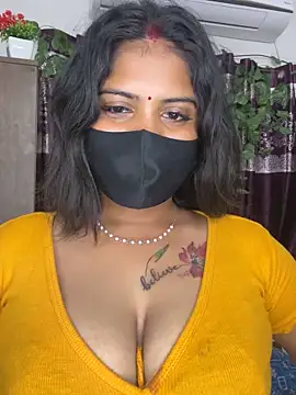 Snapshot of V-Hot-Sweti chatting on October 2, 2025, 2:42 pm V-Hot-Sweti online show from October 2, 2025, 2:42 pm