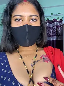 Snapshot of V-Hot-Sweti chatting on September 9, 2025, 3:43 pm V-Hot-Sweti online show from September 9, 2025, 3:43 pm
