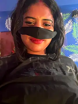 V-Hot-Sweti online show from November 12, 2025, 5:22 am