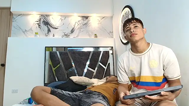 Snapshot of GRETTY_BOYS chatting on October 20, 2025, 7:09 am GRETTY BOYS online show from October 20, 2025, 7:09 am