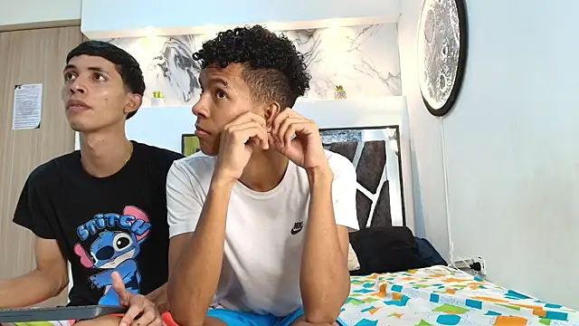 LONDON BOYS1 online show from October 12, 2025, 2:02 am