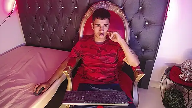 Snapshot of Bastian_Jonnes chatting on October 4, 2025, 1:23 pm Bastian Jonnes online show from October 4, 2025, 1:23 pm