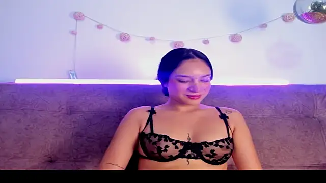 violet 77711 online show from December 23, 2025, 7:40 am