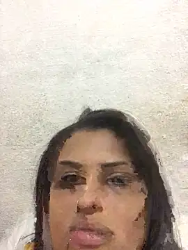 Snapshot of Marianasapequinha chatting on September 15, 2025, 8:42 pm Marianasapequinha online show from September 15, 2025, 8:42 pm