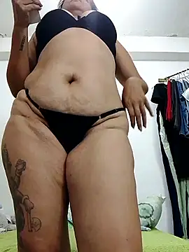 Snapshot of Massiel_77 chatting on October 14, 2025, 8:42 pm Massiel 77 online show from October 14, 2025, 8:42 pm