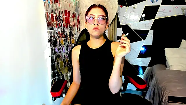Snapshot of sophia_arevalo chatting on May 16, 2026, 5:12 pm sophia arevalo online show from May 16, 2026, 5:12 pm