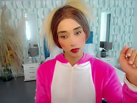 Snapshot of samantha_bliss chatting on September 30, 2025, 12:27 am samantha bliss online show from September 30, 2025, 12:27 am