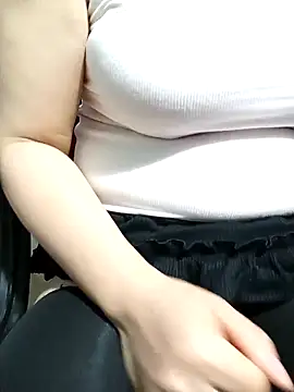 Snapshot of Tasu774 chatting on March 4, 2026, 11:40 am Tasu774 online show from March 4, 2026, 11:40 am