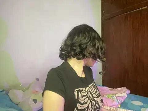 sukubo   online show from December 4, 2025, 6:12 am