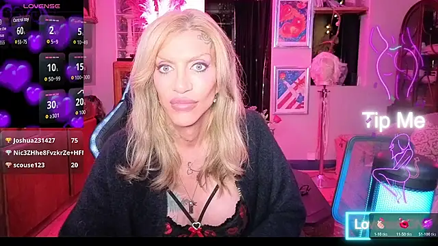 Snapshot of xl_uk_top_trans chatting on April 4, 2026, 12:06 am xl uk top trans online show from April 4, 2026, 12:06 am