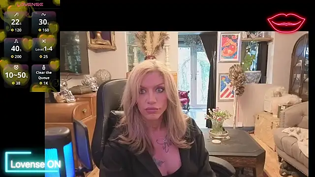 Snapshot of xl_uk_top_trans chatting on April 15, 2026, 11:27 am xl uk top trans online show from April 15, 2026, 11:27 am