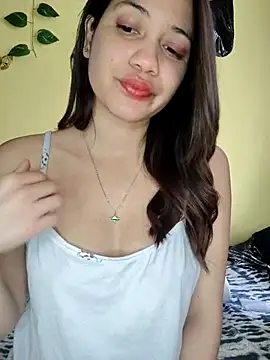 Snapshot of EmmayJean chatting on October 16, 2025, 2:58 pm EmmayJean online show from October 16, 2025, 2:58 pm