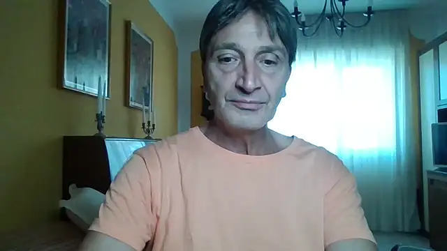 Snapshot of lattediyak chatting on October 7, 2025, 1:01 pm lattediyak online show from October 7, 2025, 1:01 pm