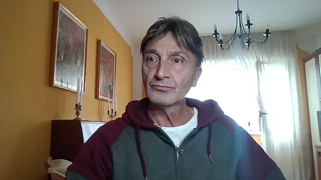 Snapshot of lattediyak chatting on October 3, 2025, 11:56 am lattediyak online show from October 3, 2025, 11:56 am