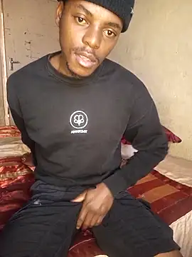 Snapshot of Hluga_25 chatting on September 13, 2025, 5:29 am Hluga 25 online show from September 13, 2025, 5:29 am