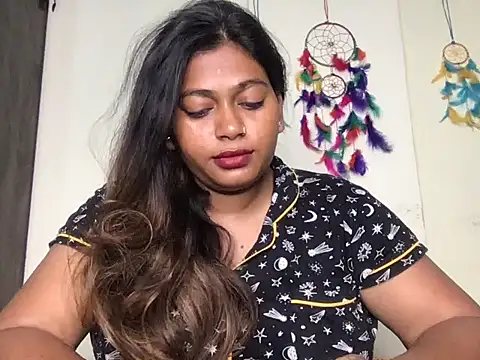 HoleyCoupon online show from January 12, 2026, 7:42 pm