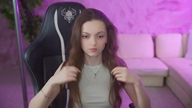 Snapshot of _Dasha_054 chatting on October 24, 2025, 6:23 am Dasha 054 online show from October 24, 2025, 6:23 am