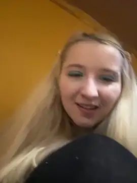 Milana Key online show from February 22, 2026, 2:52 pm