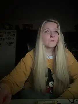 Milana Key online show from February 25, 2026, 7:58 pm