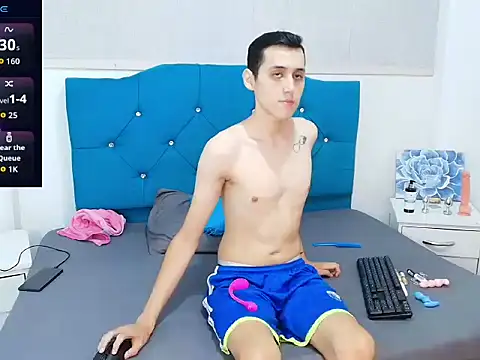 LuigiMarchetti online show from December 2, 2025, 7:26 pm