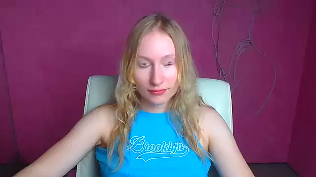 Snapshot of Elizabeth_Kissa chatting on October 1, 2025, 11:14 am Elizabeth Kissa online show from October 1, 2025, 11:14 am