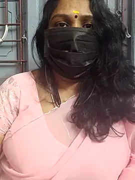 Snapshot of Tamil_Azhaghi25 chatting on November 23, 2025, 7:46 pm Tamil Azhaghi25 online show from November 23, 2025, 7:46 pm