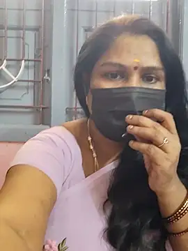 Snapshot of Tamil_Azhaghi25 chatting on October 30, 2025, 7:39 am Tamil Azhaghi25 online show from October 30, 2025, 7:39 am