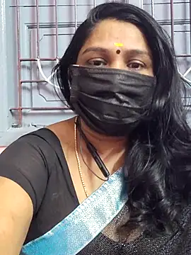 Snapshot of Tamil_Azhaghi25 chatting on November 13, 2025, 6:23 pm Tamil Azhaghi25 online show from November 13, 2025, 6:23 pm