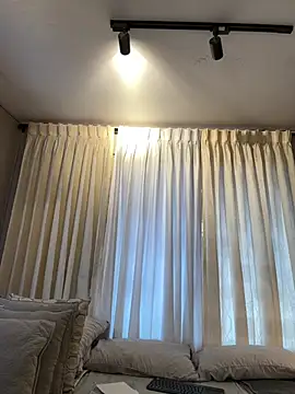 Tayler Kim online show from March 3, 2026, 6:48 pm